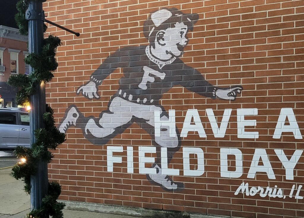  />
<figcaption>Wall art in downtown Morris, IL. Photo: Brett Schwartz.</figcaption>
</figure>
<!-- /wp:image -- srcset=